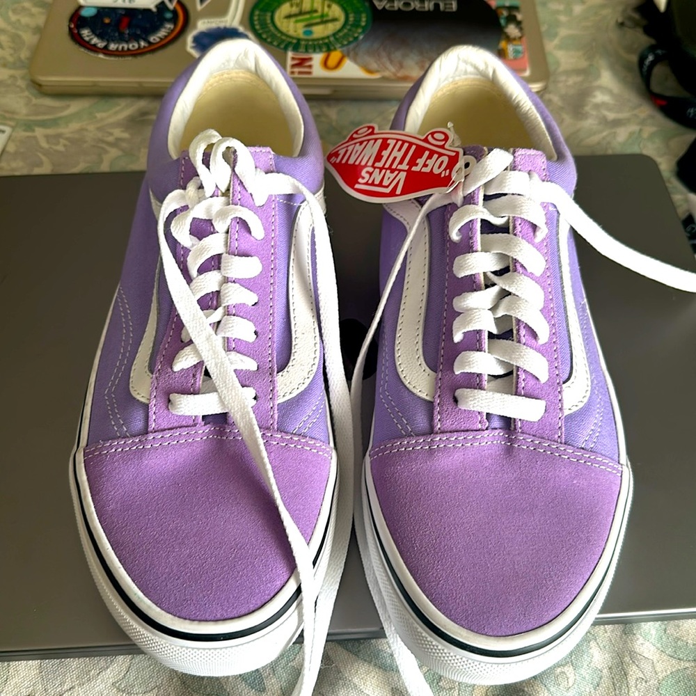 Brand new old skool theory purple vans